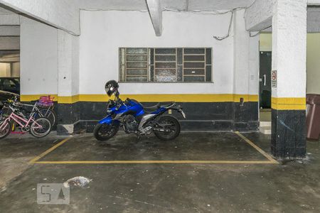 Apartamento à venda com 80m², 2 quartos e 1 vaga Apartamento à venda com 80m², 2 quartos e 1 vagaGaragem (Vaga Fixa)