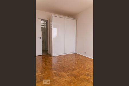 Apartamento à venda com 70m², 2 quartos e 1 vaga Apartamento à venda com 70m², 2 quartos e 1 vagaSuíte