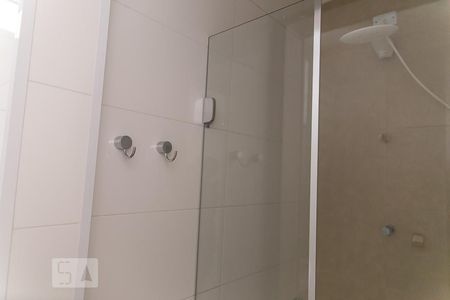 Apartamento à venda com 70m², 2 quartos e 1 vaga Apartamento à venda com 70m², 2 quartos e 1 vagaBanheiro da Suíte