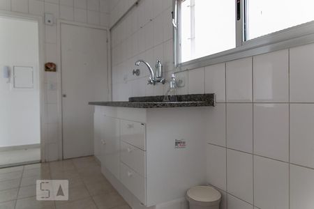 Apartamento à venda com 70m², 2 quartos e 1 vaga Apartamento à venda com 70m², 2 quartos e 1 vagaCozinha - Armários