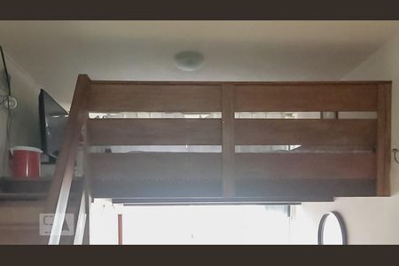 Quarto de kitnet/studio para alugar com 1 quarto, 24m² em Laranjeiras, Rio de Janeiro