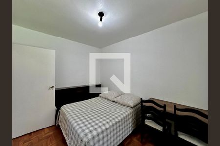 Casa à venda com 350m², 5 quartos e 6 vagas Casa à venda com 350m², 5 quartos e 6 vagasQuarto 5 Térreo
