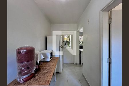 Casa à venda com 350m², 5 quartos e 6 vagas Casa à venda com 350m², 5 quartos e 6 vagasHall de Serviço