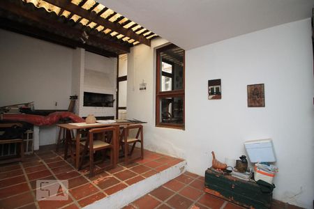 Churrasqueira de casa para alugar com 4 quartos, 170m² em Moinhos de Vento, Porto Alegre