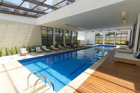 Apartamento à venda com 65m², 2 quartos e 2 vagas Apartamento à venda com 65m², 2 quartos e 2 vagasPiscina