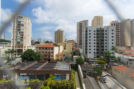 Apartamento à venda com 65m², 2 quartos e 2 vagas Apartamento à venda com 65m², 2 quartos e 2 vagasVista da janela do quarto 2 suíte