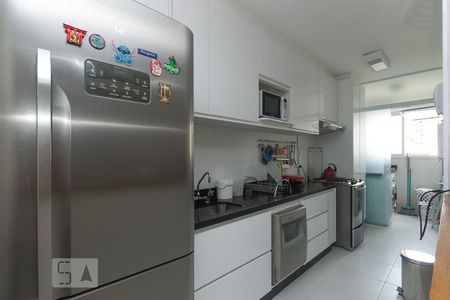 Apartamento à venda com 65m², 2 quartos e 2 vagas Apartamento à venda com 65m², 2 quartos e 2 vagasCozinha