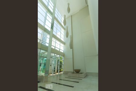 Apartamento à venda com 65m², 2 quartos e 2 vagas Apartamento à venda com 65m², 2 quartos e 2 vagasHall