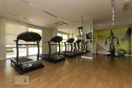 Apartamento à venda com 65m², 2 quartos e 2 vagas Apartamento à venda com 65m², 2 quartos e 2 vagasAcademia