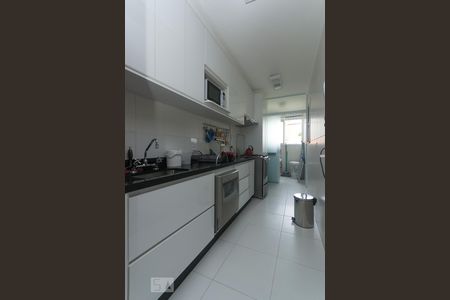 Apartamento à venda com 65m², 2 quartos e 2 vagas Apartamento à venda com 65m², 2 quartos e 2 vagasCozinha