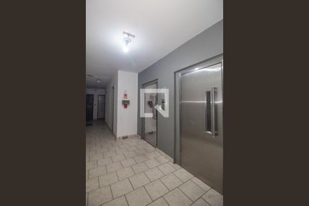 Apartamento à venda com 70m², 2 quartos e 1 vagaHall de entrada