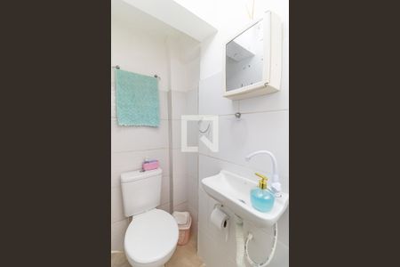 Banheiro de kitnet/studio para alugar com 1 quarto, 12m² em Aclimação, São Paulo
