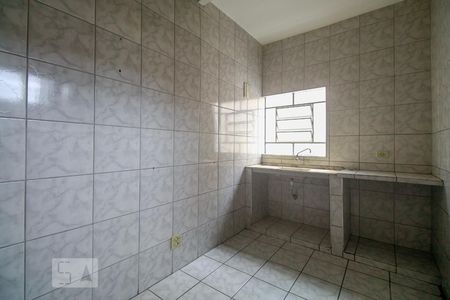 Cozinha de casa para alugar com 2 quartos, 100m² em Vila Lúcia, São Paulo