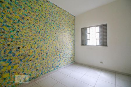 Quarto 1 de casa para alugar com 2 quartos, 100m² em Vila Lúcia, São Paulo