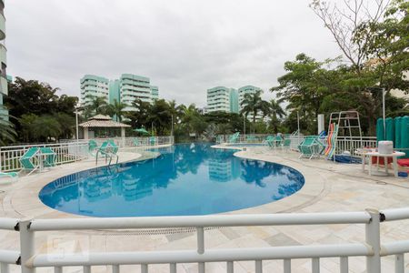 Apartamento para alugar com 77m², 2 quartos e 1 vaga Apartamento para alugar com 77m², 2 quartos e 1 vagaÁrea comum - Piscina