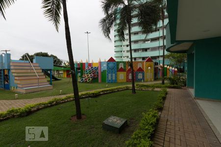 Apartamento para alugar com 77m², 2 quartos e 1 vaga Apartamento para alugar com 77m², 2 quartos e 1 vagaÁrea Comum - Playground