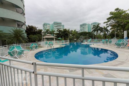 Apartamento para alugar com 77m², 2 quartos e 1 vaga Apartamento para alugar com 77m², 2 quartos e 1 vagaÁrea comum - Piscina
