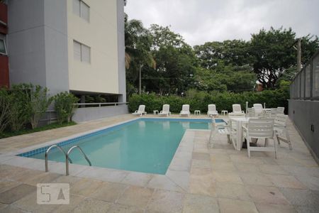 Apartamento à venda com 80m², 3 quartos e 2 vagasPiscina