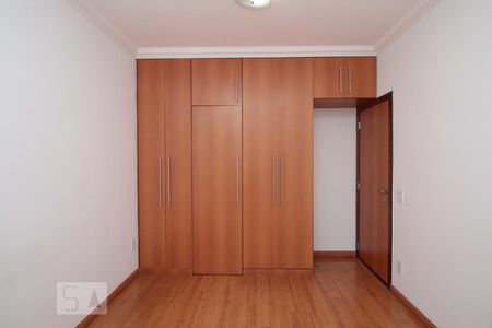 Apartamento à venda com 3 quartos, 110m² em Coração Eucarístico, Belo Horizonte