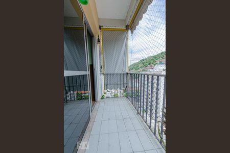 Sala de apartamento para alugar com 2 quartos, 80m² em Vila Isabel, Rio de Janeiro