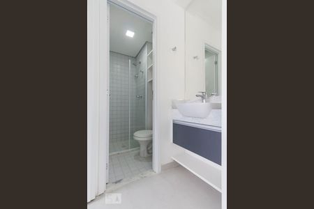 Banheiro Social de kitnet/studio para alugar com 1 quarto, 35m² em Saúde, São Paulo