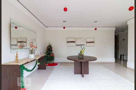 Apartamento à venda com 96m², 2 quartos e 1 vagaHall de entrada