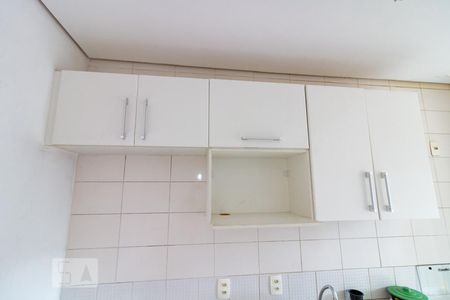 Apartamento à venda com 96m², 2 quartos e 1 vagaCozinha - armários