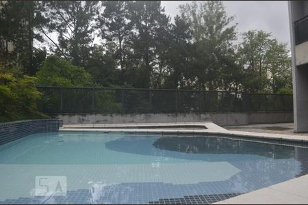 Apartamento à venda com 190m², 3 quartos e 3 vagasPiscina