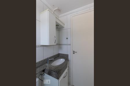 Apartamento para alugar com 59m², 2 quartos e 1 vaga Apartamento para alugar com 59m², 2 quartos e 1 vagaBanheiro