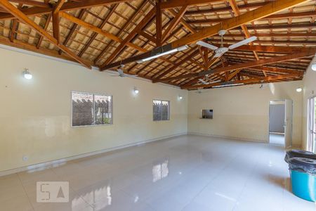 Apartamento para alugar com 59m², 2 quartos e 1 vaga Apartamento para alugar com 59m², 2 quartos e 1 vagaÁrea comum - Salão de festas