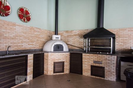 Apartamento à venda com 210m², 4 quartos e 4 vagasChurrasqueira