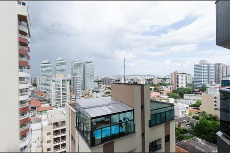 Apartamento à venda com 210m², 4 quartos e 4 vagasVista