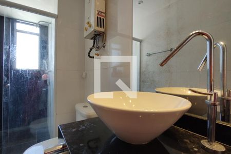 Apartamento à venda com 274m², 3 quartos e 2 vagas Apartamento à venda com 274m², 3 quartos e 2 vagasBanheiro Social