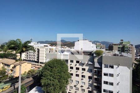 Apartamento à venda com 274m², 3 quartos e 2 vagas Apartamento à venda com 274m², 3 quartos e 2 vagasVista