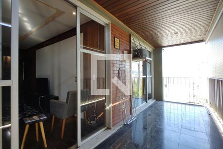 Apartamento à venda com 274m², 3 quartos e 2 vagas Apartamento à venda com 274m², 3 quartos e 2 vagasSala