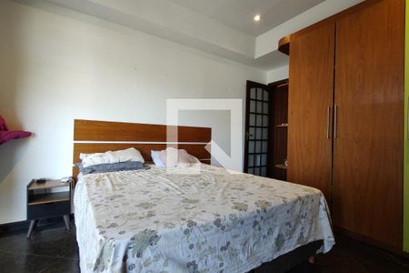 Apartamento à venda com 274m², 3 quartos e 2 vagas Apartamento à venda com 274m², 3 quartos e 2 vagasQuarto 1 - Suíte