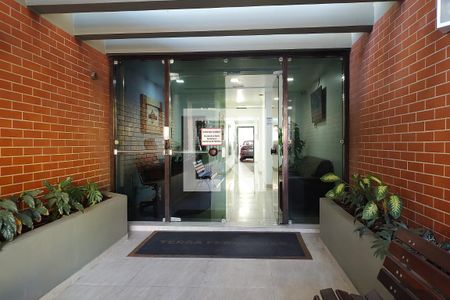 Apartamento à venda com 274m², 3 quartos e 2 vagas Apartamento à venda com 274m², 3 quartos e 2 vagasFachada e portaria