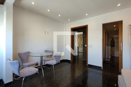 Apartamento à venda com 274m², 3 quartos e 2 vagas Apartamento à venda com 274m², 3 quartos e 2 vagasQuarto 3 - Suíte