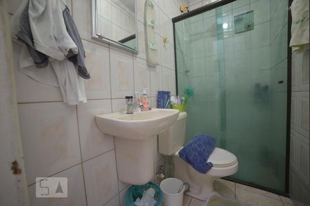 Casa à venda com 120m², 2 quartos e 2 vagasBanheiro Social