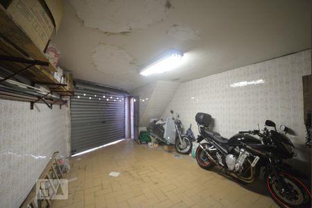 Casa à venda com 120m², 2 quartos e 2 vagasGaragem