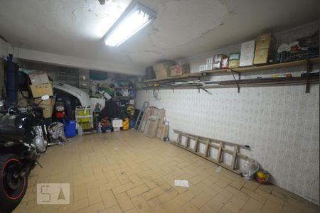 Casa à venda com 120m², 2 quartos e 2 vagasGaragem