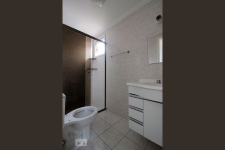 Banheiro de apartamento para alugar com 2 quartos, 59m² em Parada Inglesa, São Paulo