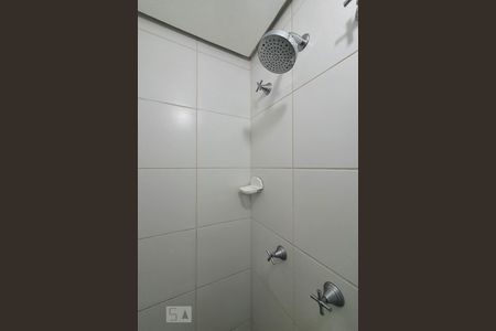 Banheiro de apartamento à venda com 1 quarto, 42m² em Liberdade, São Paulo