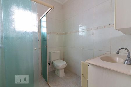 Casa à venda com 160m², 5 quartos e 4 vagasBanheiro quarto 3 suíte
