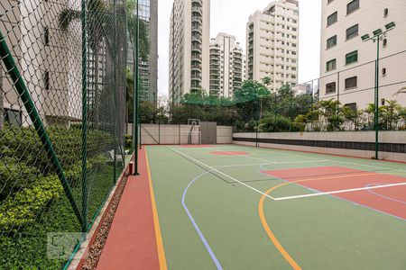 Apartamento à venda com 164m², 3 quartos e 3 vagas Apartamento à venda com 164m², 3 quartos e 3 vagasQuadra Esportiva