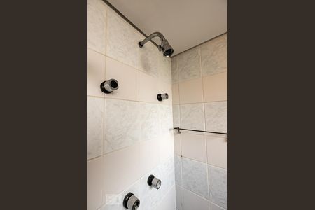 Apartamento à venda com 164m², 3 quartos e 3 vagas Apartamento à venda com 164m², 3 quartos e 3 vagasDucha