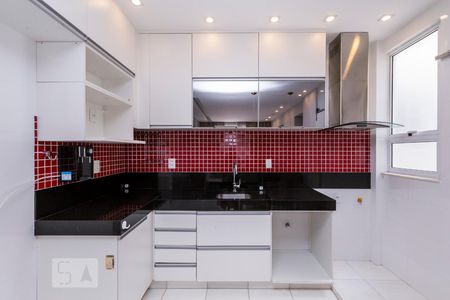 Apartamento à venda com 85m², 2 quartos e sem vagaCozinha