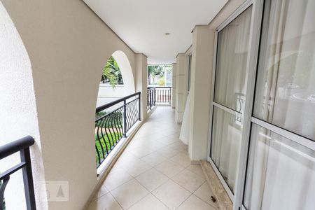 Apartamento à venda com 134m², 3 quartos e 2 vagas Apartamento à venda com 134m², 3 quartos e 2 vagasVaranda