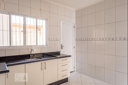 Casa à venda com 75m², 2 quartos e 1 vagaCozinha
