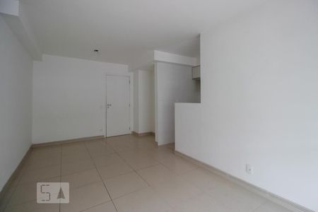 Sala de apartamento para alugar com 2 quartos, 69m² em Recreio dos Bandeirantes, Rio de Janeiro